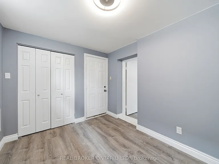 293 Highland Rd E #C — Photo 11