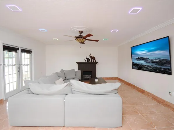 10301 SW 199th St, Cutler Bay, FL 33157