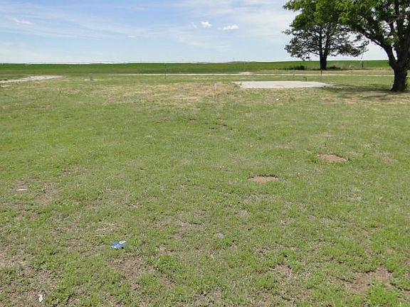 2nd image of 2355 S Old Highway 83