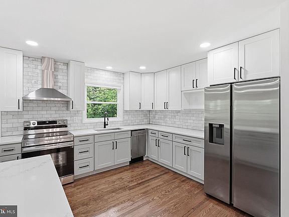 5th image of 5388 Dumfries Rd