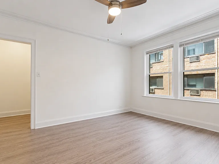 3606 N Pine Grove Ave #2K — Photo 5
