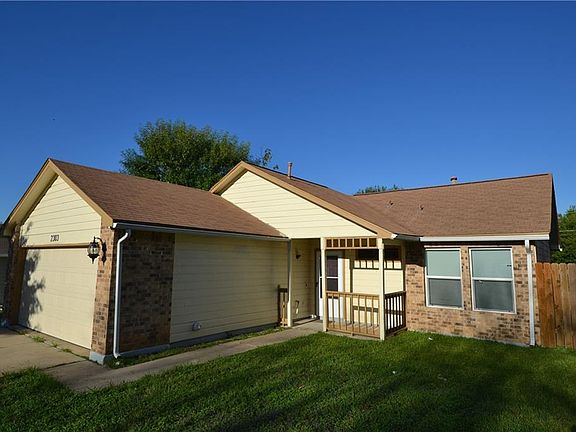 3rd image of 2303 Lasso Dr