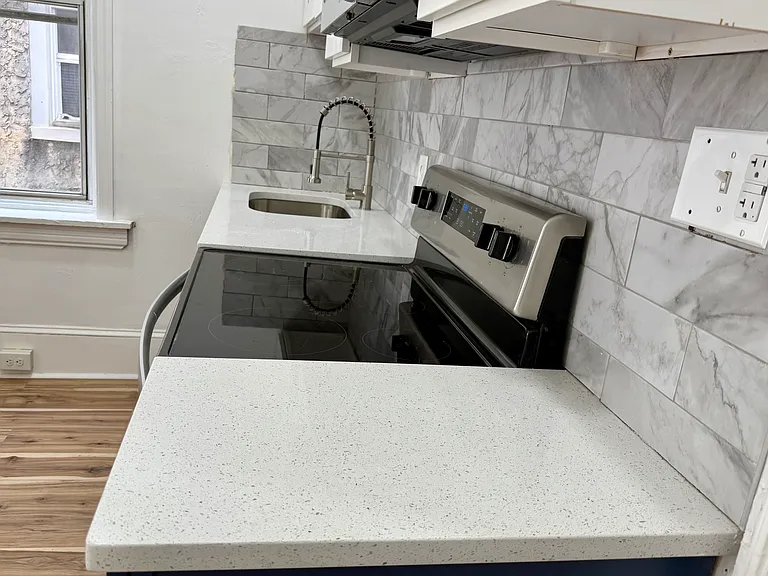 4024 Spring Garden St #B — Photo 9