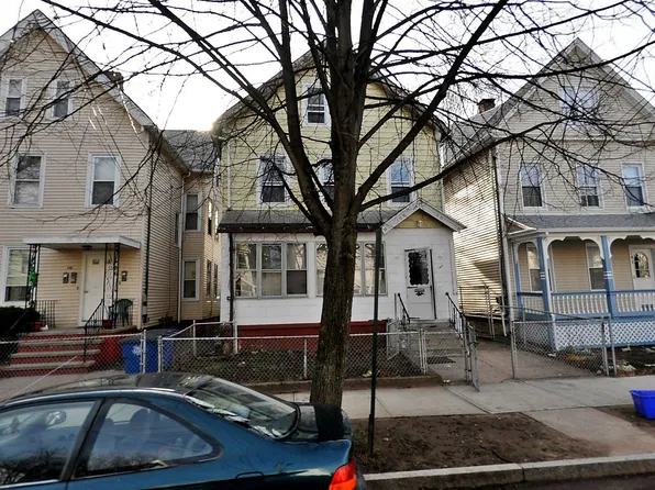 143 Plymouth St #1, New Haven, CT 06519