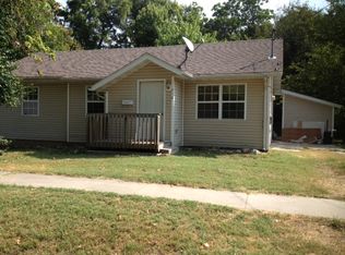 710 N Park Ave, Springfield, MO 65802