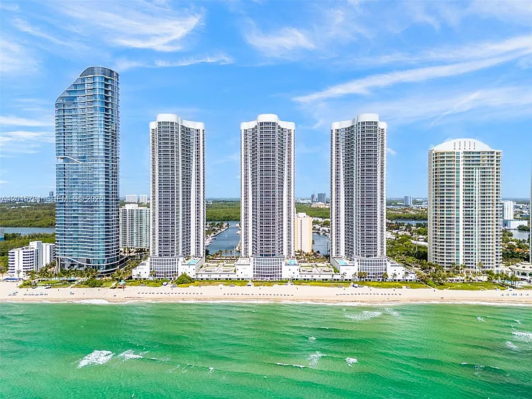 15901 Collins Ave #3302 — Photo 43