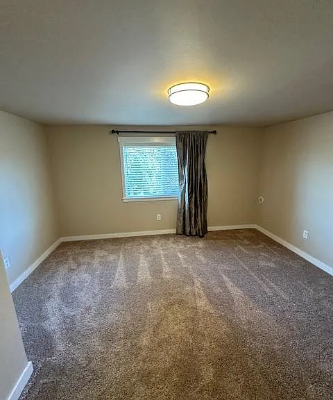 2320 Capitol Way S — Photo 12