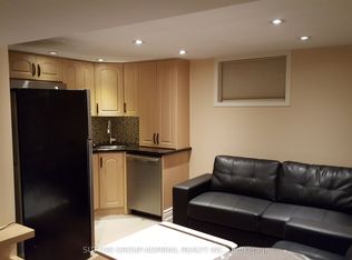 38 Park Lane Cir #BASEMENT, Richmond Hill, ON L4C 6S8