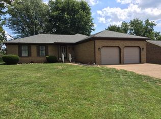 5766 Riceland Dr, Newburgh, IN 47630