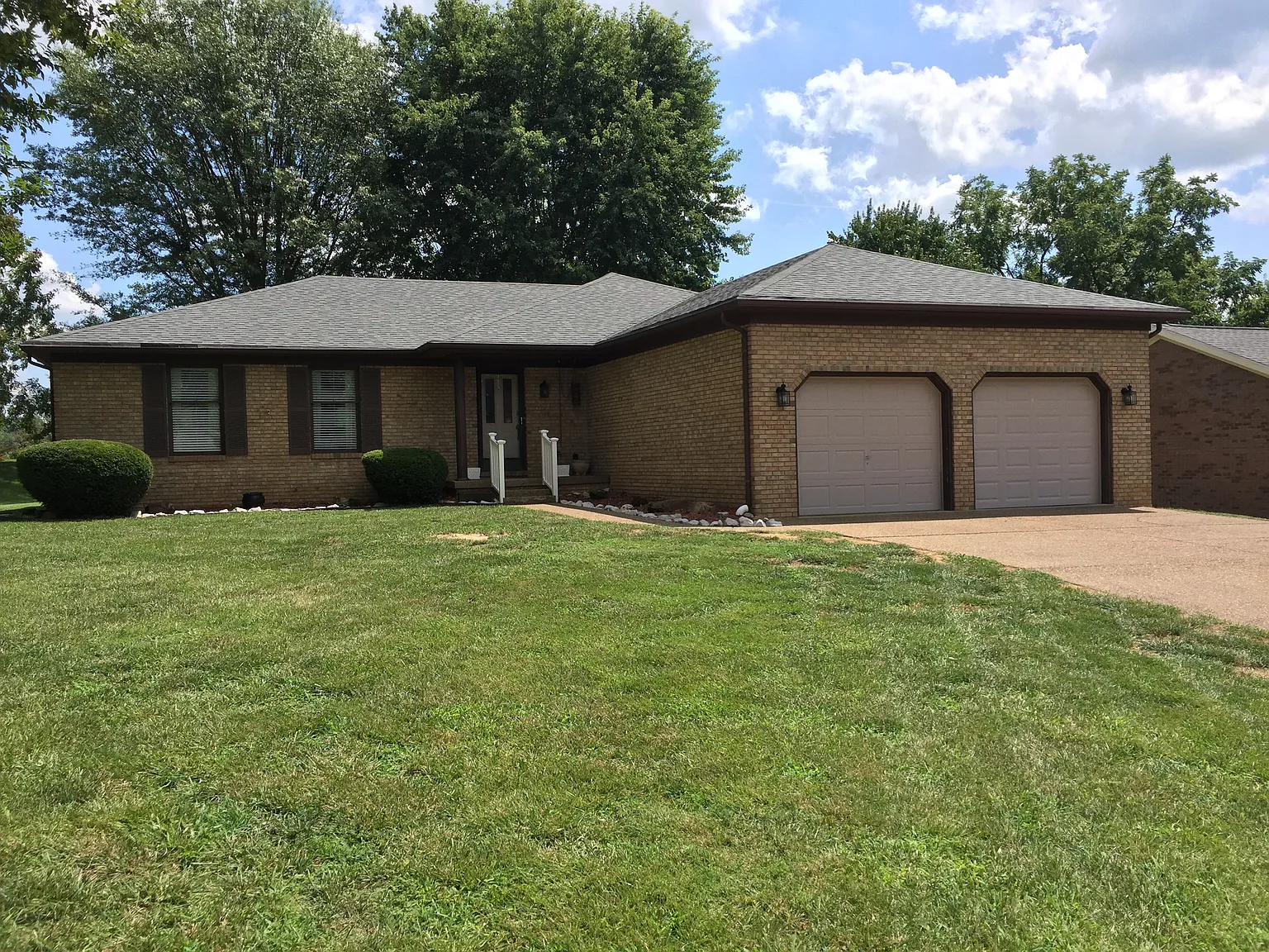 5766 Riceland Dr photo 1