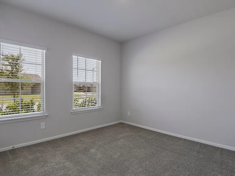 8620 High Hill Dr — Photo 13