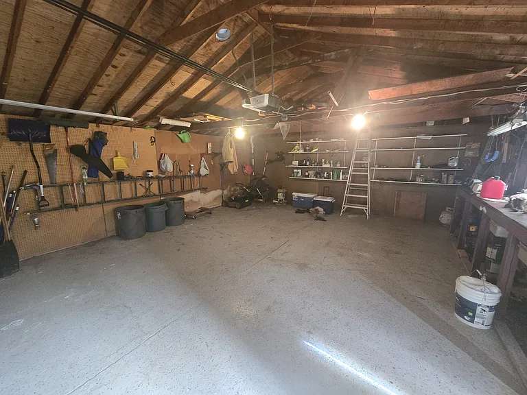 9187 N Sheldon Rd — Photo 14