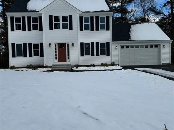 56 Carver Rd, Wareham, MA 02571