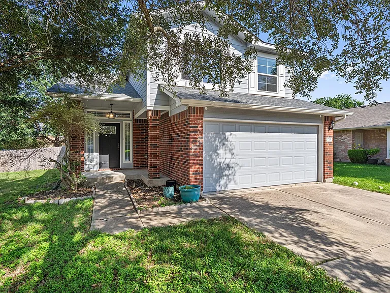 1713 Darjeeling Dr — Photo 2