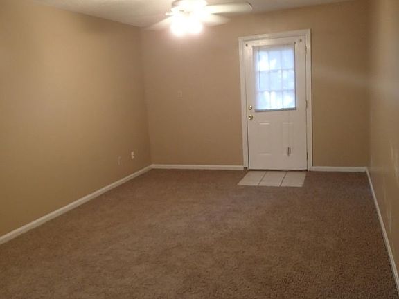4th image of 1309 Ponderosa Dr APT A4