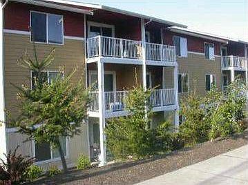 1st image of 1700 SW Mulberry Pl APT A102