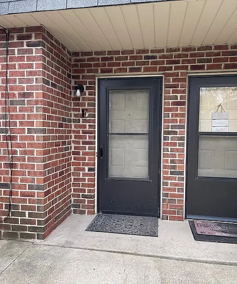 2820 W Mill Rd #E — Photo 2