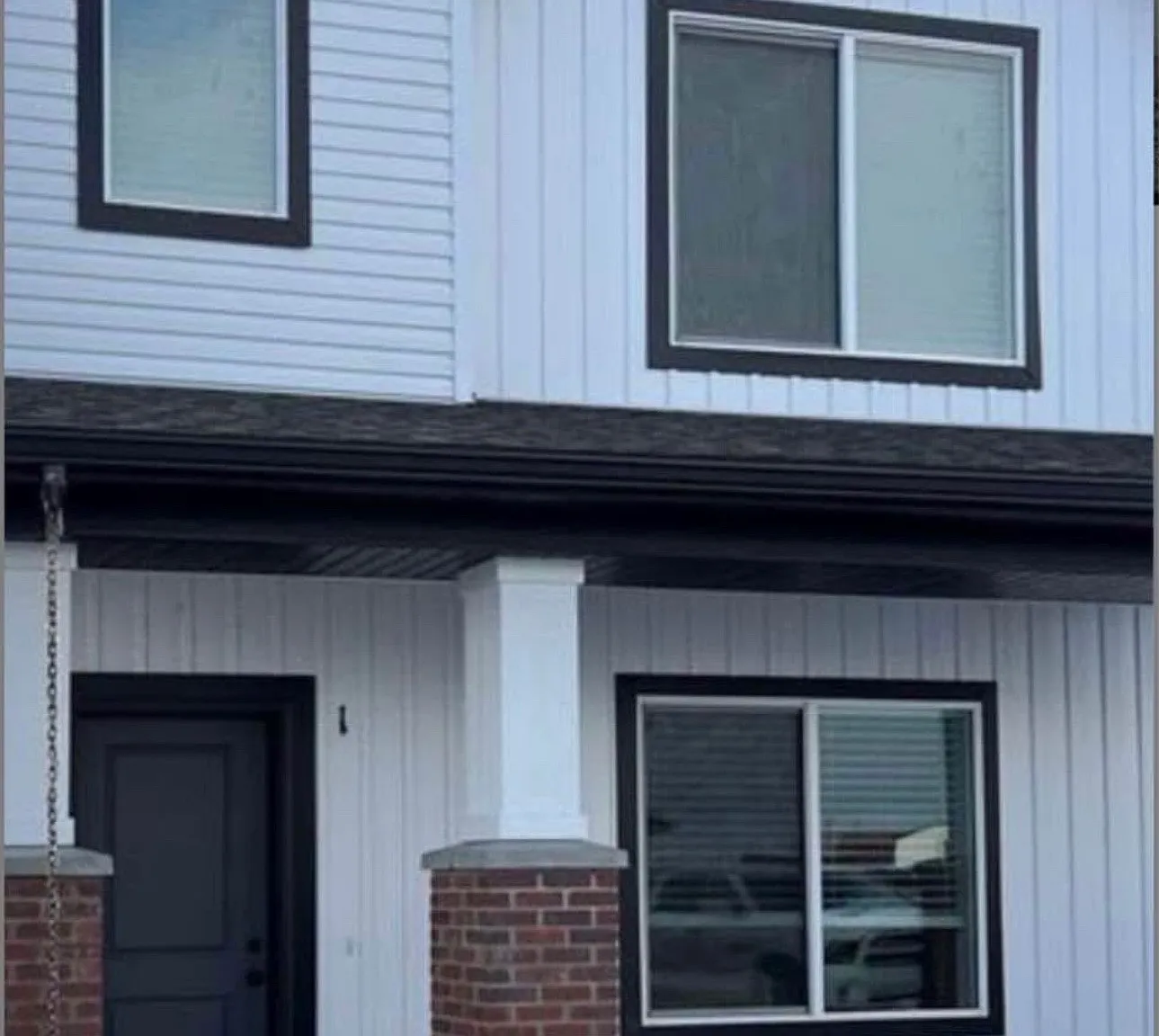 3 bed, 2.5 bath, 1495 sqft, $550 — Photo 1