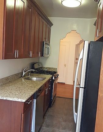 5th image of 4209 47th Ave APT 4K