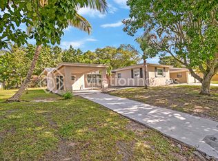 525 Dolphin Dr, Delray Beach, FL 33445