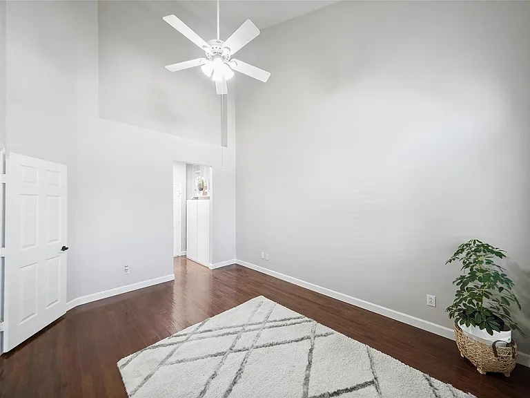 2351 Summit Way Ct — Photo 12
