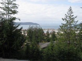 2815 Grady Ln, Anacortes, WA 98221