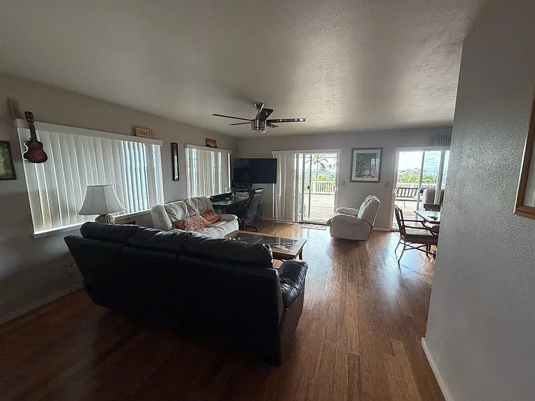 2570 Hunakai St — Photo 15