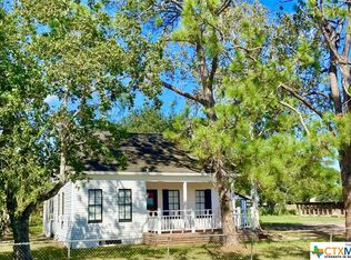 1138 Hill Rd, Telferner, TX 77988