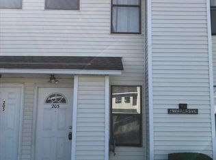 203 Pine Shadow Dr, Goose Creek, SC 29445