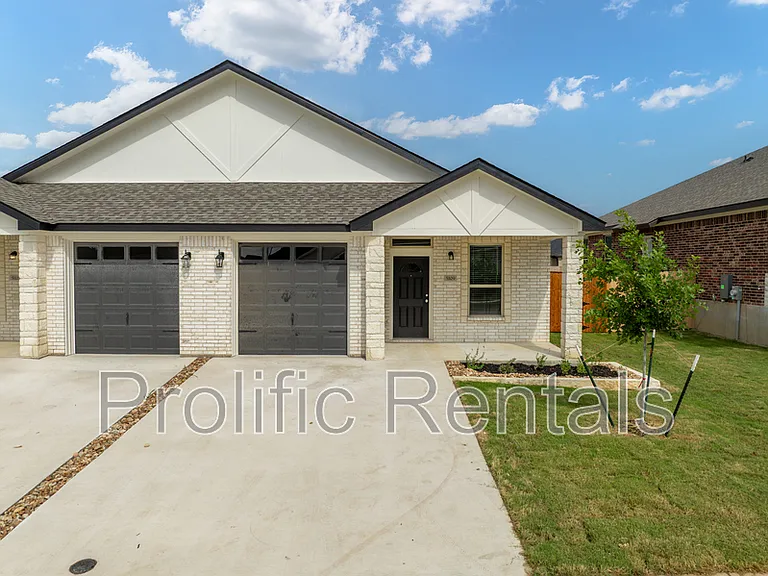 5109 Rose Petal Ct #1 — Photo 2