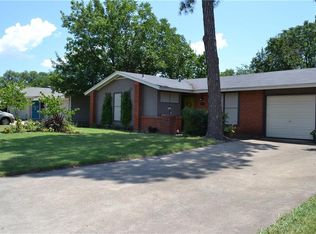1718 Bristol Ct S, Irving, TX 75062