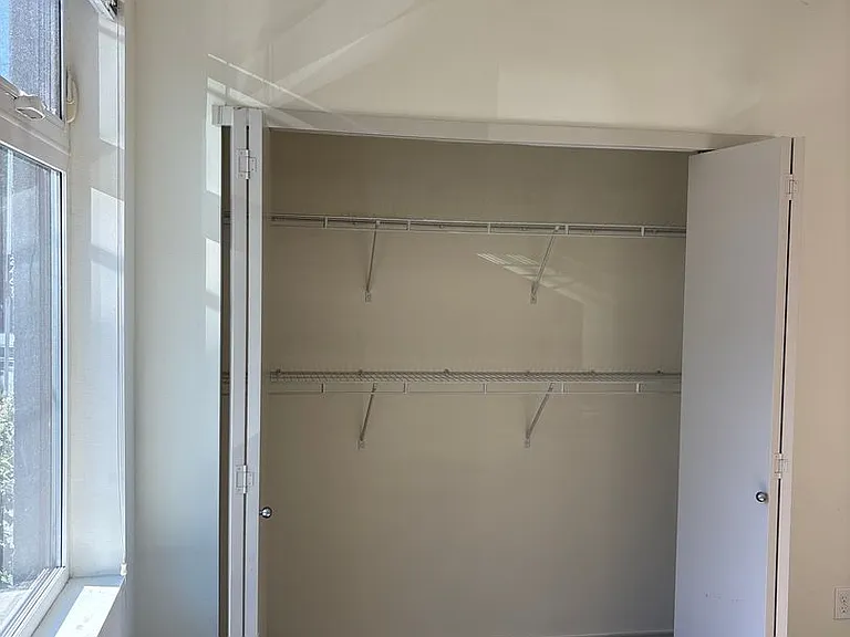 4801 Fauntleroy Apartments — Photo 92
