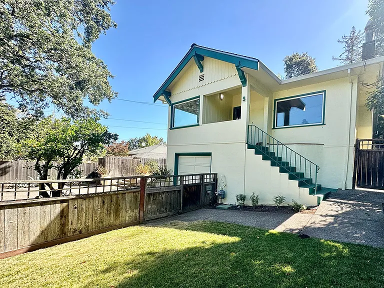 9 Bungalow Ave — Photo 3