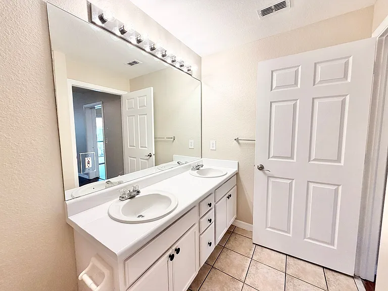 7935 Preserve Cir #411 — Photo 15