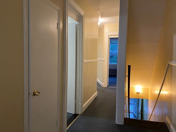 3rd image of 3020 Olinville Ave #2