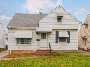 16113 Edgewood Ave, Maple Hts, OH