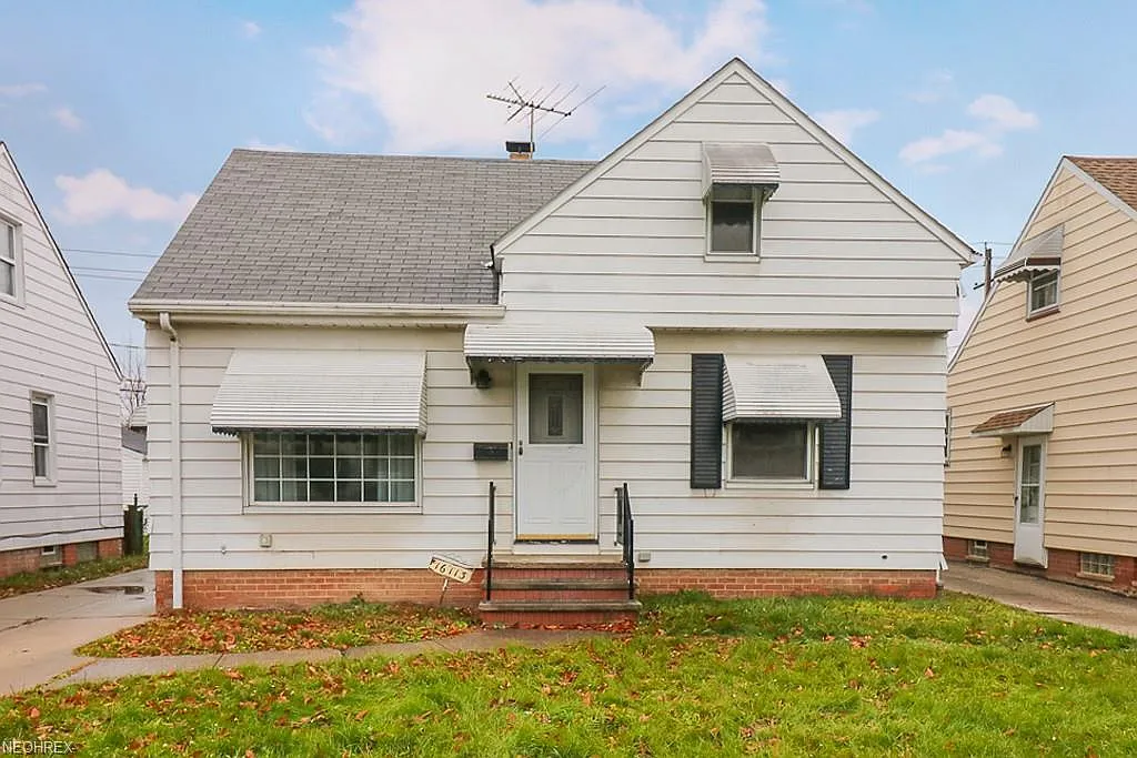 16113 Edgewood Ave photo 1