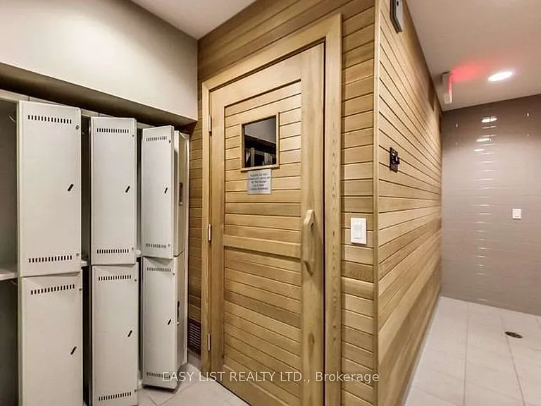 120 Dallimore Cir #326 — Photo 21