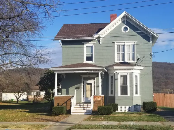 611 Desmond St, Sayre, PA 18840