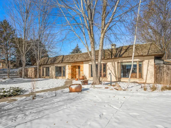 12310 47th Ave N, Plymouth, MN 55442