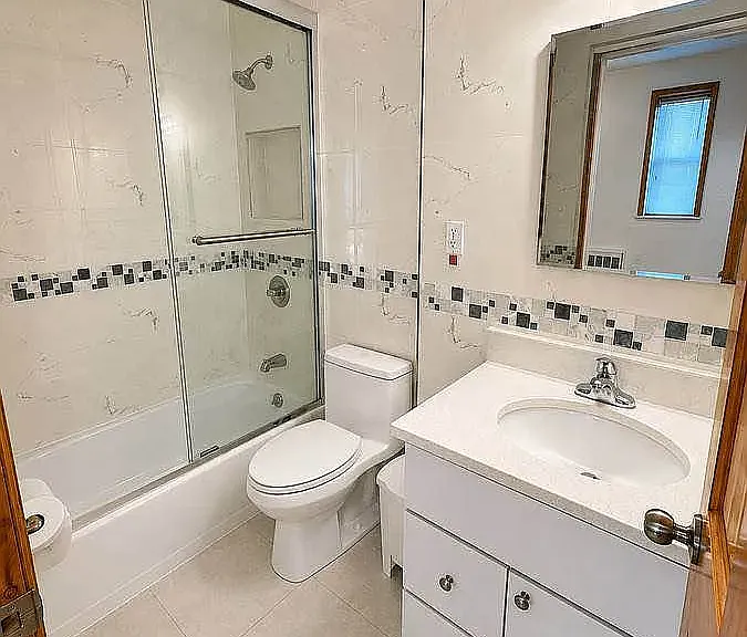 1736 Dahill Rd #2 — Photo 4