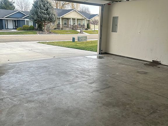 5th image of 2310 Wood Springs Ave