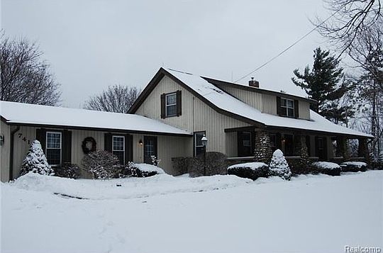 1st image of 7411 N Territorial