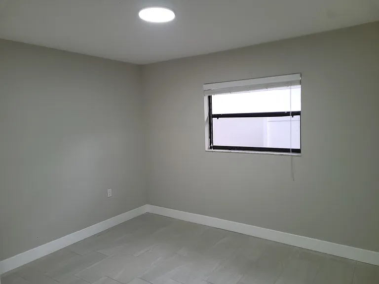 1766 Montana Ave NE — Photo 10