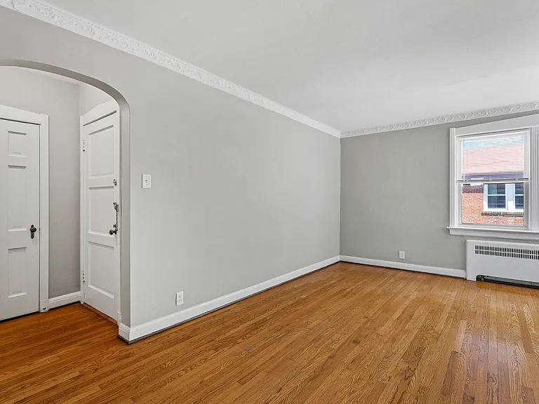 7539 Byron Pl #3W — Photo 2