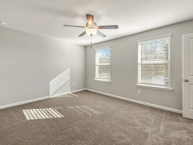 16 Montauk Cir — Photo 13