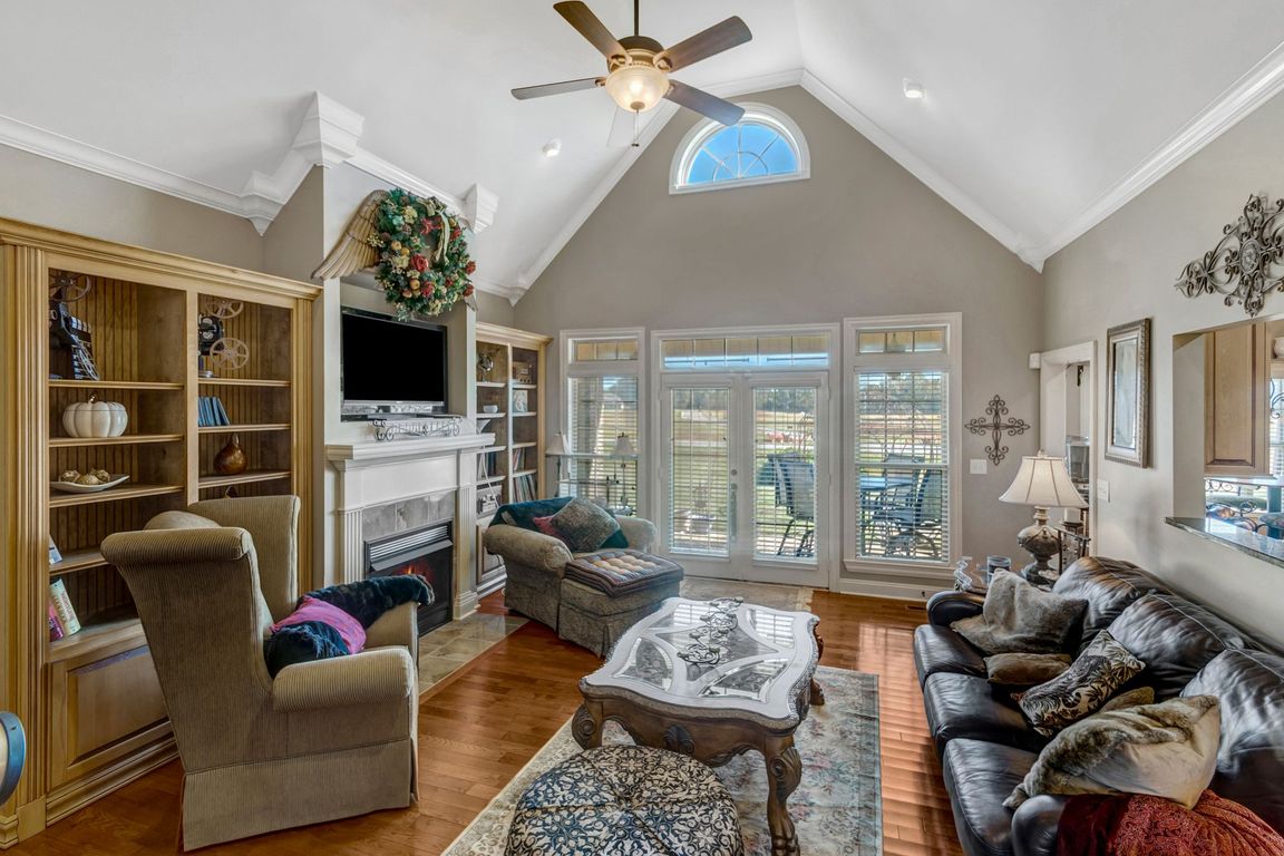 next background image