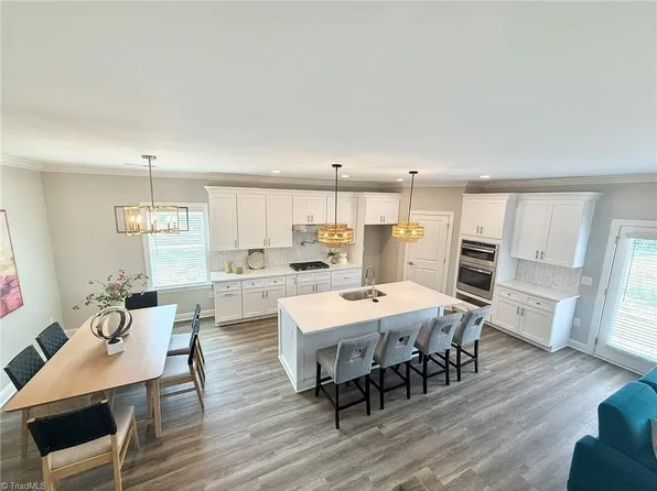 448 Gold Hill Rd, Madison, NC 27025