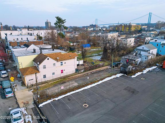 3rd image of 132 Saint Marys Ave