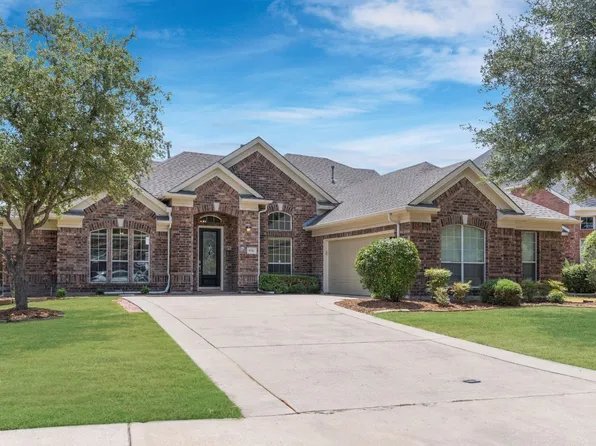 9702 Garrett Dr, Rowlett, TX 75089